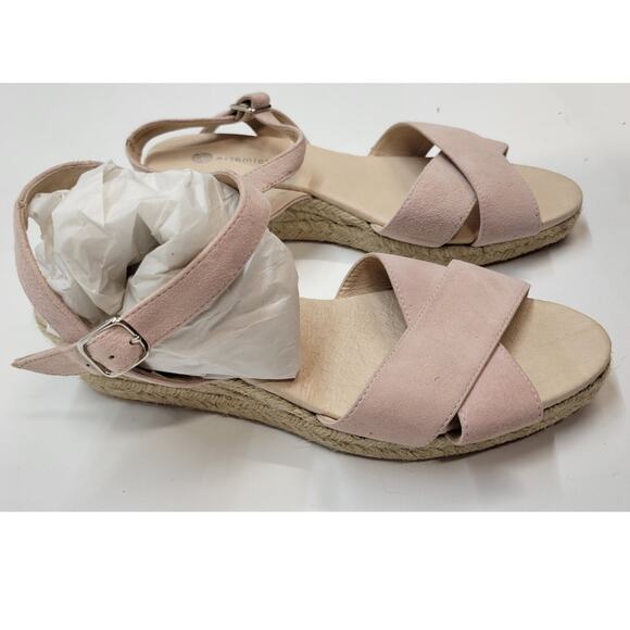 Eric Michael Ashley Sandals, Nude Size 8.5 - Picture 2 of 10